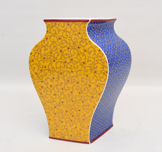 ROSENTHAL STUDIO LINE VASE "KUSUMAM", Designer Tadao Amano, bemalt