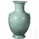 Große Seladon-Vase, China, wohl 19. Jhdt. - Foto 1