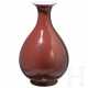 Kupferrot glasierte Vase mit Daoguang-Sechszeichenmarke, China, wohl aus der Zeit (1782 - 1850) - photo 1