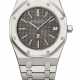 AUDEMARS PIGUET. A RARE AND HIGHLY ATTRACTIVE STAINLESS STEEL AUTOMATIC WRISTWATCH WITH DATE, TROPICAL DIAL AND BRACELET - Foto 1