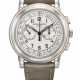 PATEK PHILIPPE. A RARE AND LARGE 18K WHITE GOLD CHRONOGRAPH WRISTWATCH - Foto 1