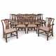 A SET OF SIXTEEN GEORGE III-STYLE MAHOGANY DINING-CHAIRS - Foto 1