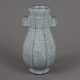 Hu-Vase - China, gekantete Wandung mit zwei röh - photo 1