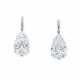 AN EXCEPTIONAL PAIR OF DIAMOND EARRINGS - фото 1