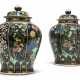 A PAIR OF CHINESE FAMILLE NOIR LARGE BALUSTER VASES AND COVERS - фото 1