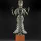 EINE STEHENDE FIGUR VON VISHNU AUS BRONZE - photo 1