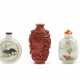 TWO FAMILLE ROSE AND A RED-GLAZED PORCELAIN SNUFF BOTTLES - фото 1