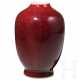Kupferrot glasierte Vase, China, 19./20. Jhdt. - Foto 1