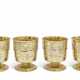 A SET OF FOUR GEORGE IV SILVER-GILT BEAKERS - Foto 1