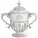 A GEORGE II SILVER CUP AND COVER - Foto 1