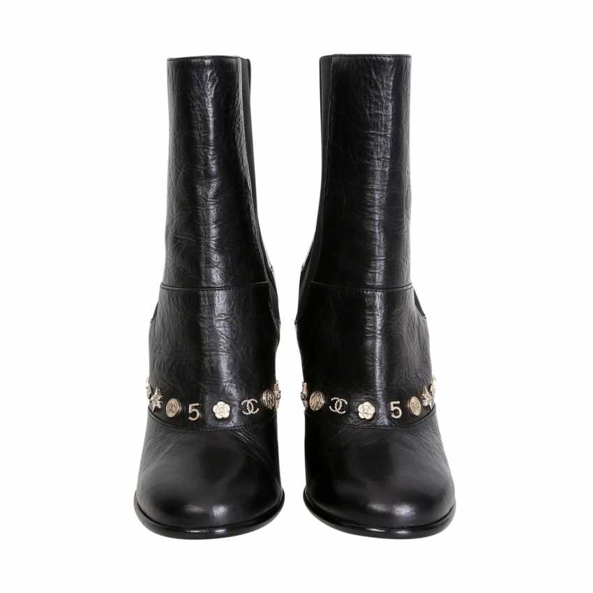 chanel ankle boots 219