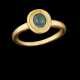 A BYZANTINE GOLD AND GREEN CHALCEDONY INTAGLIO FINGER RING - Foto 1