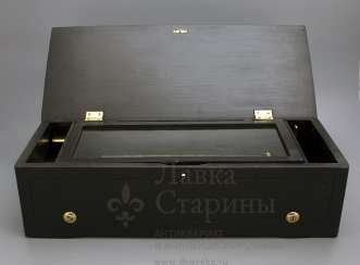 Antique music box Antique music box