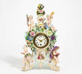 Porcelain pendulum clock Porcelain pendulum clock