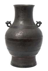 Hu-Vase Hu-Vase