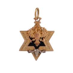 Or ecusson de la société Impériale de chasse Or ecusson de la société Impériale de chasse