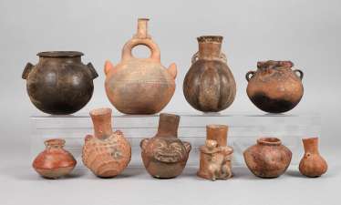 Collection of pre-Columbian vessels Collection of pre-Columbian vessels