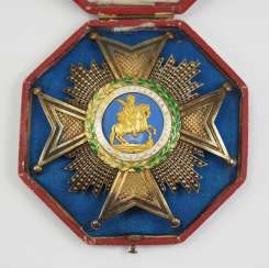 Испания: Королевский и Военный орден Святого Hermenegildo, 1. Модель (1814-1871 / 1875-1931), большой крест на груди звезда, в футлярчике. Испания: Королевский и Военный орден Святого Hermenegildo, 1. Модель (1814-1871 / 1875-1931), большой крест на груди звезда, в футлярчике.