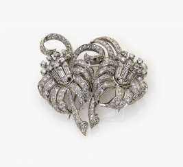 Floral brooch with diamonds and brilliant-cut diamonds Floral brooch with diamonds and brilliant-cut diamonds