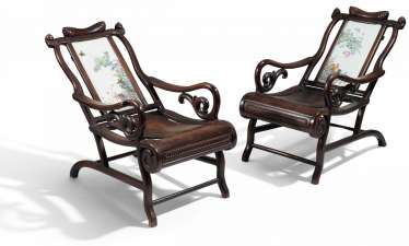Couple of chairs, so-called moon-gazing armchairs daybed with porcelain plates Couple of chairs, so-called moon-gazing armchairs daybed with porcelain plates