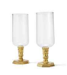 A PAIR OF FRENCH RÉGENCE-STYLE ORMOLU PHOTOPHORES A PAIR OF FRENCH RÉGENCE-STYLE ORMOLU PHOTOPHORES