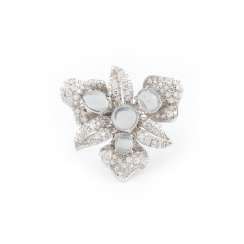 DIAMOND RING WITH MOON STONE DIAMOND RING WITH MOON STONE