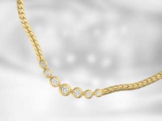 Chain/necklace: classic new middle part of the necklace with brilliant-cut diamonds, approx. 1,19 ct, 18K yellow gold, the court jeweller Roesner Chain/necklace: classic new middle part of the necklace with brilliant-cut diamonds, approx. 1,19 ct, 18K yellow gold, the court jeweller Roesner
