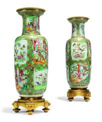 A PAIR OF FRENCH ORMOLU-MOUNTED CHINESE FAMILLE ROSE PORCELAIN VASES A PAIR OF FRENCH ORMOLU-MOUNTED CHINESE FAMILLE ROSE PORCELAIN VASES