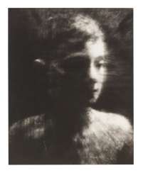 ERWIN BLUMENFELD (1897–1969) ERWIN BLUMENFELD (1897–1969)