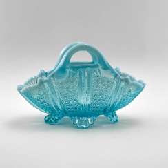 Serving bowls of uranium glass Serving bowls of uranium glass