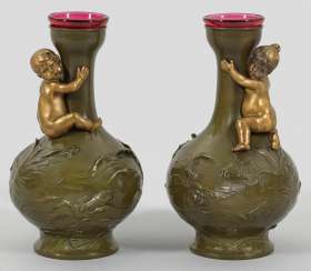 Pair of small art Nouveau vases Pair of small art Nouveau vases