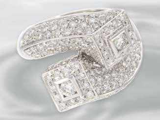 Ring: attractive, fancy Designer white gold ring with a rich brilliant stocking, approximately 2.2 ct 18K yellow Gold, unworn Ring: attractive, fancy Designer white gold ring with a rich brilliant stocking, approximately 2.2 ct 18K yellow Gold, unworn
