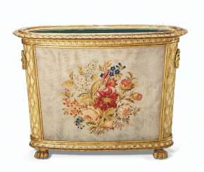 A NORTH EUROPEAN WHITE-PAINTED AND PARCEL-GILT JARDINIERE A NORTH EUROPEAN WHITE-PAINTED AND PARCEL-GILT JARDINIERE