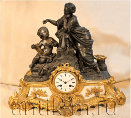 Mantel clock. Bronze France XIX century Mantel clock. Bronze France XIX century