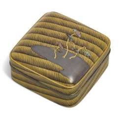 A SQUARE LACQUER INCENSE BOX (KOGO) WITH PINES ON A SHORELINE A SQUARE LACQUER INCENSE BOX (KOGO) WITH PINES ON A SHORELINE