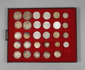 Mixed lot of coins to DR Mixed lot of coins to DR