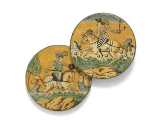 TWO MONTELUPO MAIOLICA CIRCULAR DISHES TWO MONTELUPO MAIOLICA CIRCULAR DISHES