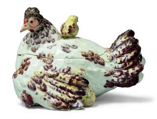 A CHELSEA PORCELAIN 'HEN AND CHICKS' TUREEN AND COVER A CHELSEA PORCELAIN 'HEN AND CHICKS' TUREEN AND COVER