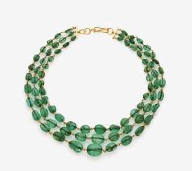 Three row necklace with Three row necklace with
