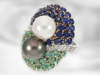 Anneau: très décoratif et de haute qualité Saphir/Smaragdring Brillants, et de grandes perles de Culture, pour un total d'environ 6,37 ct 14K or Blanc Anneau: très décoratif et de haute qualité Saphir/Smaragdring Brillants, et de grandes perles de Culture, pour un total d'environ 6,37 ct 14K or Blanc