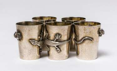 5 SNAP CUPS WITH SALAMANDERS 5 SNAP CUPS WITH SALAMANDERS