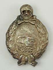 German Empire: Chariot Badge. German Empire: Chariot Badge.