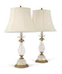 A PAIR OF ORMOLU-MOUNTED ROCK CRYSTAL LAMPS A PAIR OF ORMOLU-MOUNTED ROCK CRYSTAL LAMPS