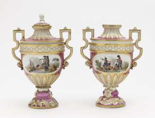 A pair of decorative vases. Meissen, 2nd half of the 19th century A pair of decorative vases. Meissen, 2nd half of the 19th century