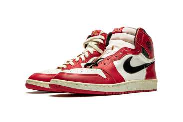 Air Jordan 1 TYPEN, Spieler Exklusive Signierte Sneaker Air Jordan 1 TYPEN, Spieler Exklusive Signierte Sneaker