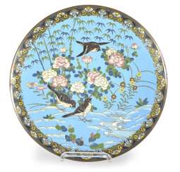 Cloisonné-Teller mit Vogel- und Blütendekor Cloisonné-Teller mit Vogel- und Blütendekor