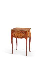 TABLE A ECRIRE D'EPOQUE LOUIS XV TABLE A ECRIRE D'EPOQUE LOUIS XV