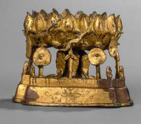 Lotus base on a Stand in lacquer, gilded Bronze Lotus base on a Stand in lacquer, gilded Bronze