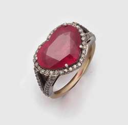 Grand russe la bague rubis Grand russe la bague rubis