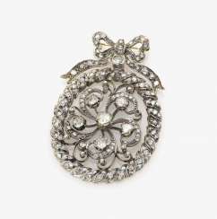 Brooch with diamonds Brooch with diamonds
